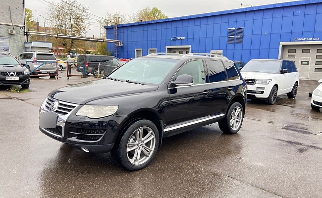 Volkswagen Touareg